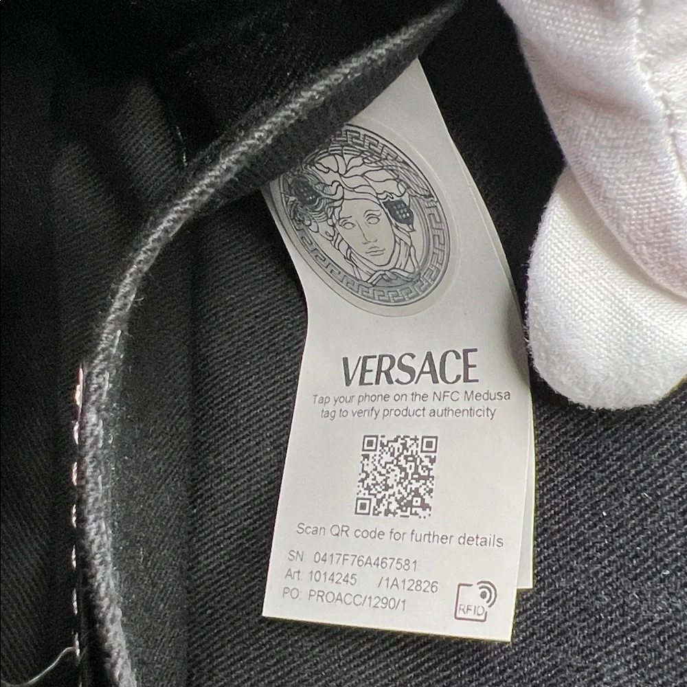 NOT AVAILABLE Versace La Medusa Light Pink Shoulder Bag Calf Leather NWOT w/COA - Picture 13 of 17